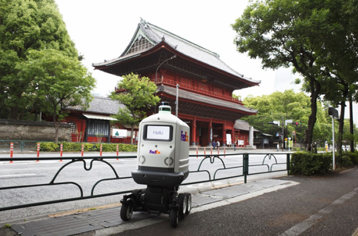 Fedix 自律型宅配ロボットの京都での実証実験